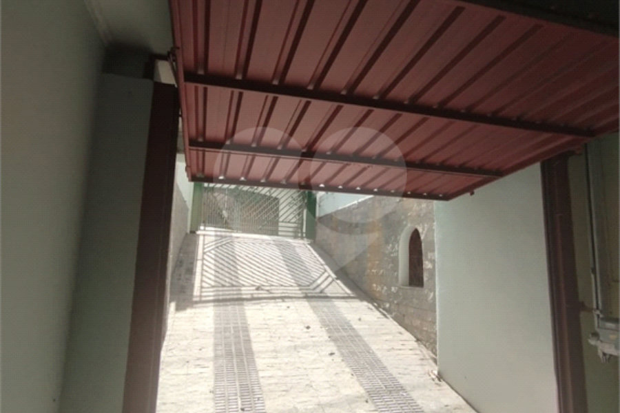 Sobrado à venda com 3 quartos em Vila Irmãos Arnoni, São Paulo, SP