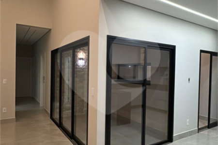 Casa à venda com 3 quartos, sendo 1 suíte, em Jardim Bom Sucesso, Indaiatuba, SP