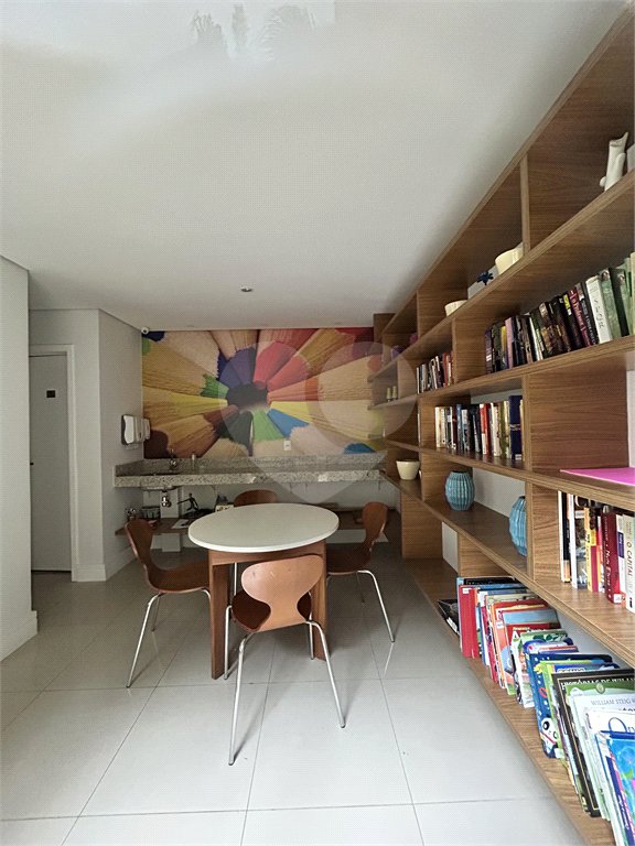 Apartamento à venda com 3 quartos, sendo 1 suíte, em Vila Andrade, São Paulo, SP