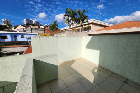 Casa à venda com 4 quartos, sendo 3 suítes,  em Vila Rosália, Guarulhos, SP