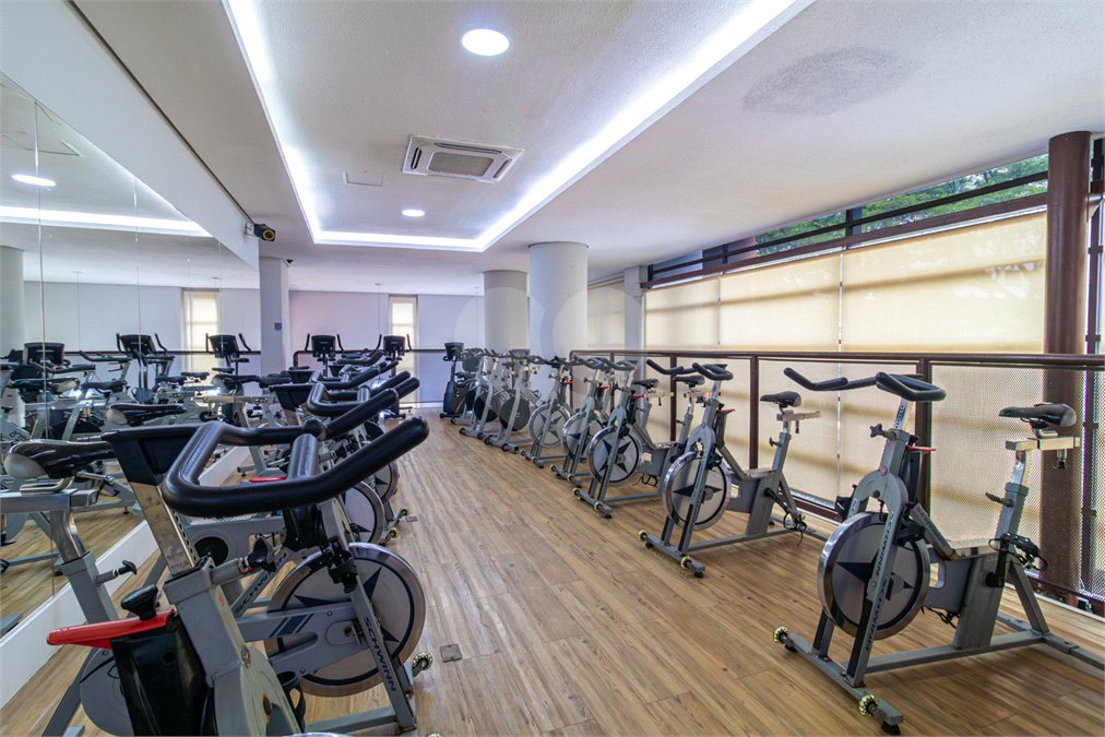 Apartamento à venda com 3 suítes em Chácara Santo Antônio, São Paulo, SP