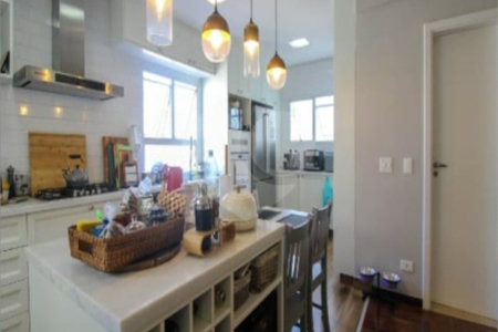 Casa à venda com 3 suítes no condomínio Palma de Mallorca Private Houses, São Paulo - SP