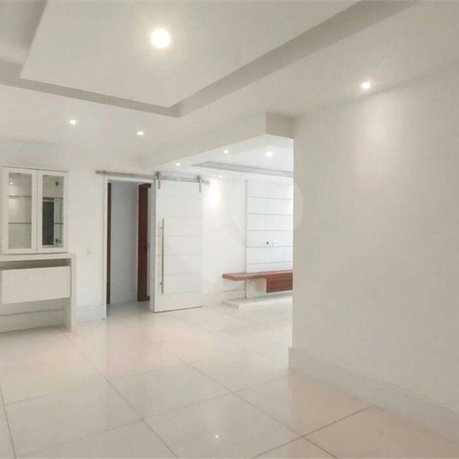 Cobertura à venda com 4 quartos, sendo 3 suítes, em Recreio dos Bandeirantes, Rio de Janeiro, RJ