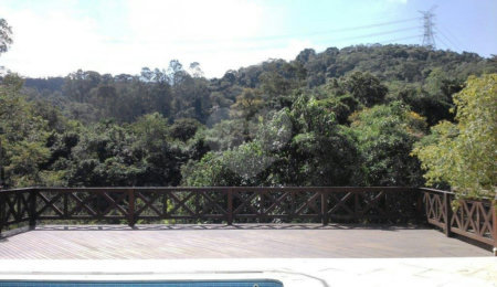 Casa em condomínio à venda com 4 quartos, sendo 2 suítes,  em Horto, São Paulo, SP