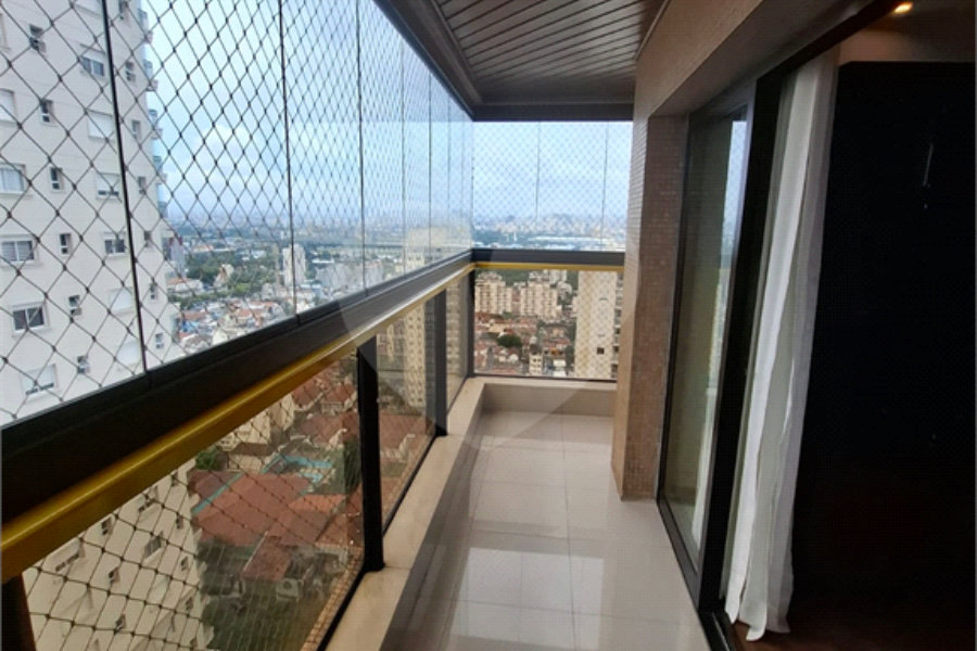 Apartamento à venda com 3 quartos, sendo 1 suíte, em Santana, São Paulo, SP