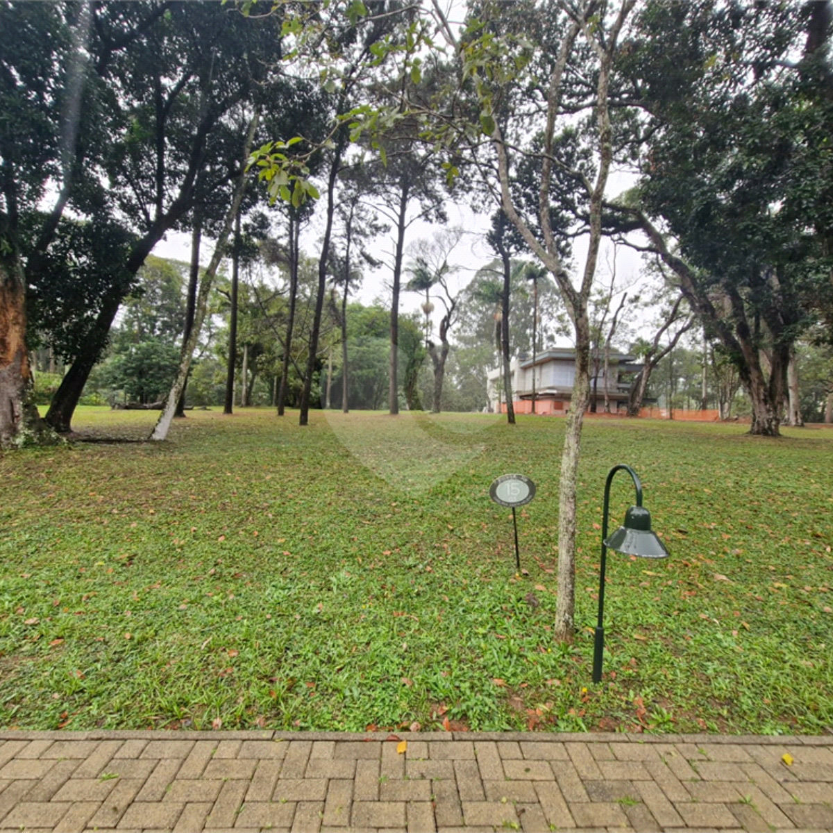 Terreno à venda no condomínio Chácara Santa Helena, São Paulo - SP