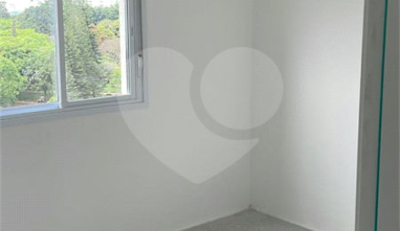 Apartamento à venda com 3 quartos, sendo 1 suíte,  em Vila Suzana, São Paulo, SP