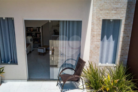 Duplex à venda com 2 suítes, em Taperapuan, Porto Seguro, BA