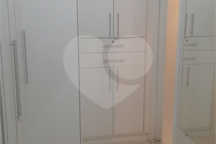 Sobrado à venda com 3 quartos, sendo 1 suíte, em Tremembé, São Paulo, SP