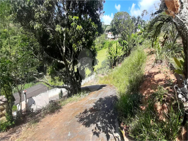 Casa à venda com 2 quartos em Serra da Cantareira, Mairiporã, SP