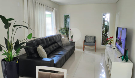 Casa à venda com 3 suítes no condomínio Colinas do Sol, Sorocaba - SP
