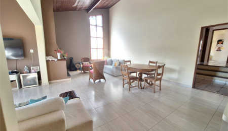 Casa para alugar com 3 quartos, sendo 1 suíte,  no condomínio Estância Marambaia, Vinhedo - SP