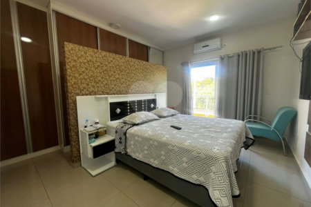 Casa à venda com 4 quartos, sendo 2 suítes, em Vila Nastri, Itapetininga, SP