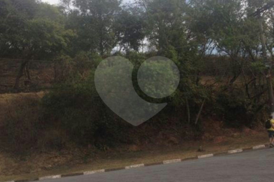 Terreno à venda no condomínio Xxxxxx, São Paulo - SP