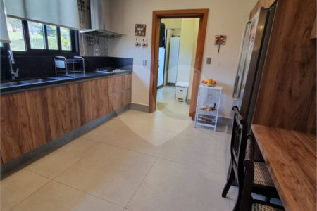 Casa à venda com 3 suítes no condomínio Campo de Toscana, Vinhedo - SP