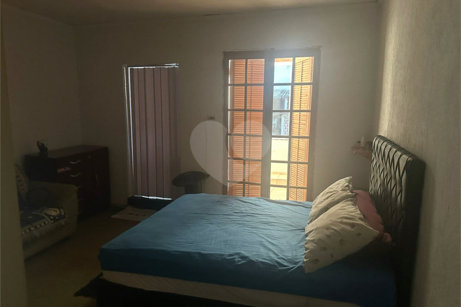Sobrado à venda com 4 quartos, sendo 2 suítes, em Santana, São Paulo, SP