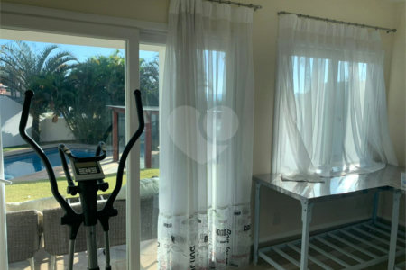 Casa à venda com 5 quartos, sendo 4 suítes, no condomínio Santa Teresa, Itupeva - SP