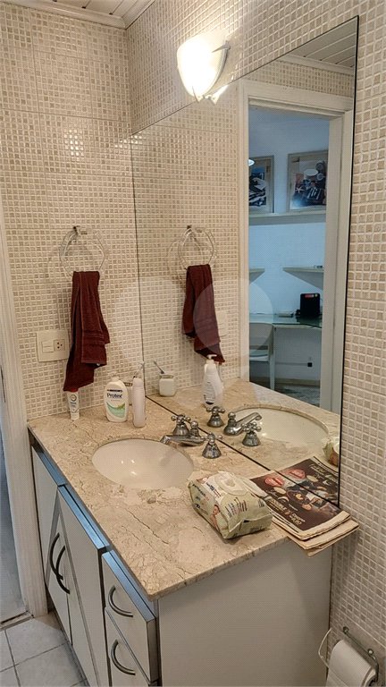Apartamento à venda com 3 quartos, sendo 1 suíte, em Vila Augusta, Guarulhos, SP