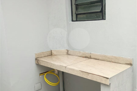 Casa à venda com 3 quartos, sendo 2 suítes, em Jardim Alvinópolis, Atibaia, SP