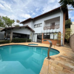Casa a Venda no Condomínio Vista Alegre - Sede em Vinhedo/SP