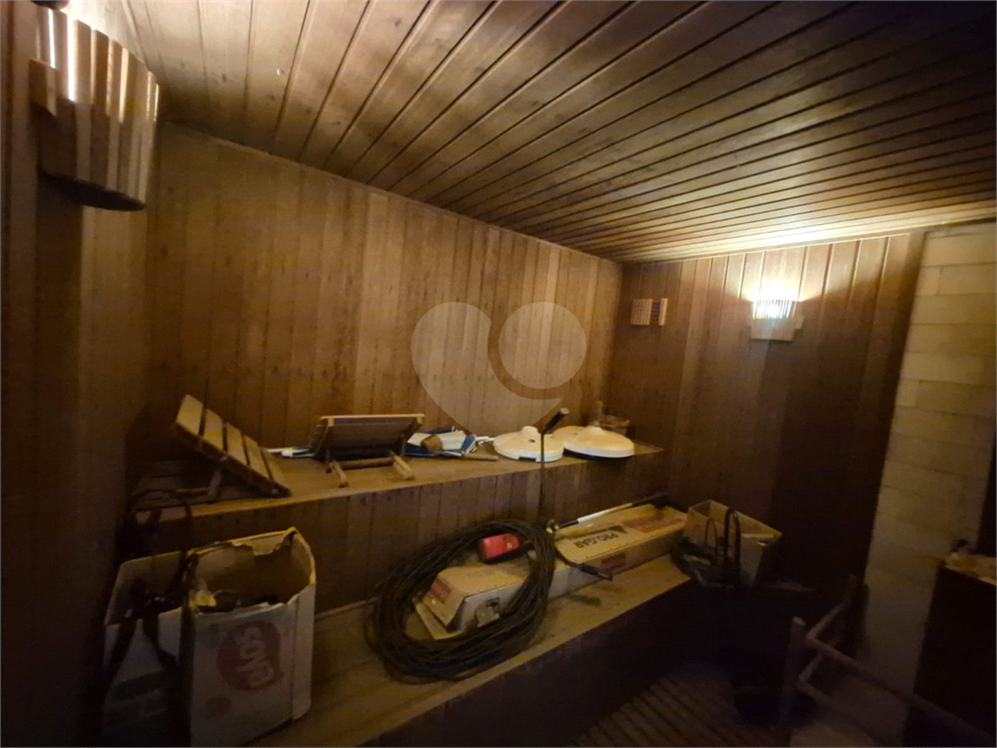 Casa à venda com 3 quartos, sendo 1 suíte, no condomínio Alpes da Cantareira, Mairiporã - SP