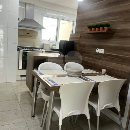 Apartamento à venda com 3 suítes em Vila Mariana, São Paulo, SP