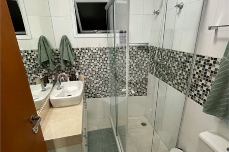 Casa à venda com 3 quartos, sendo 1 suíte,  no condomínio Villagio Campo Grande, São Paulo - SP