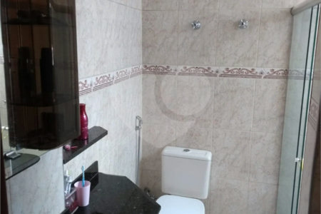 Sobrado à venda com 3 quartos, sendo 2 suítes, no Centro, Araraquara, SP