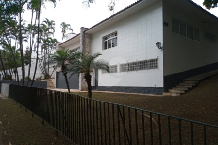 Casa Térrea à venda ou para alugar com 3 quartos, sendo 1 suíte, em Caxingui, São Paulo, SP
