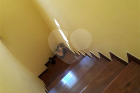 Sobrado à venda com 4 quartos, sendo 1 suíte,  em Rio Pequeno, São Paulo, SP