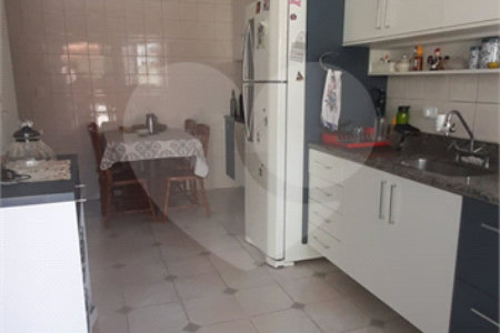 Casa à venda com 1 suíte em Jardim Aida, Guarulhos, SP