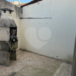 Casa à venda com 3 quartos, sendo 1 suíte,  no condomínio Village St. Louis, São Paulo - SP