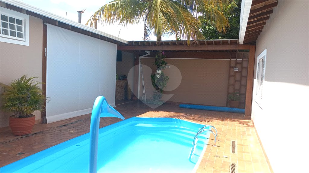 Casa à venda com 4 quartos, sendo 2 suítes, em Jardim Adalgisa, Araraquara, SP