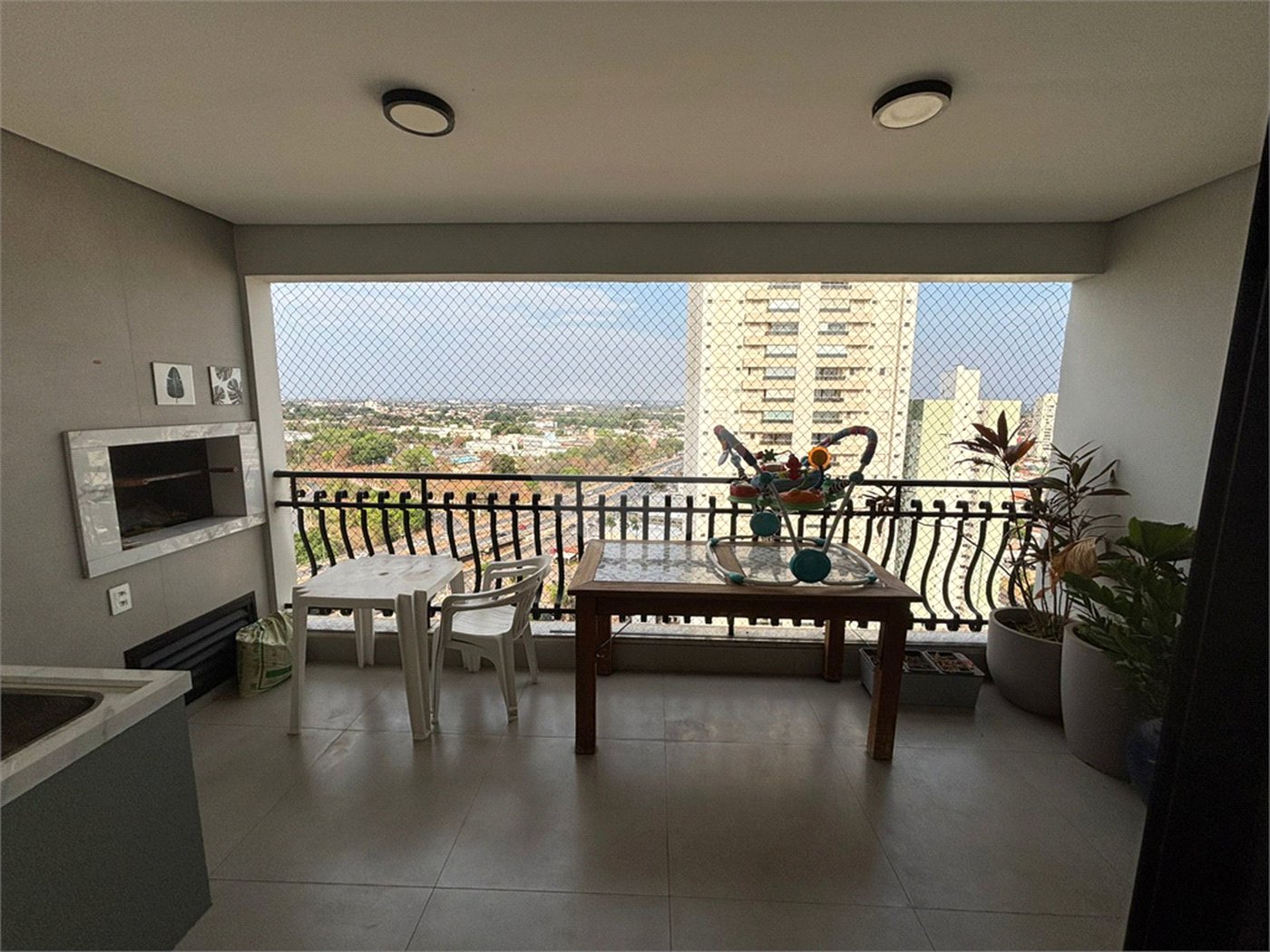 Apartamento à venda com 3 quartos, sendo 2 suítes, em Pico do Amor, Cuiabá, MT
