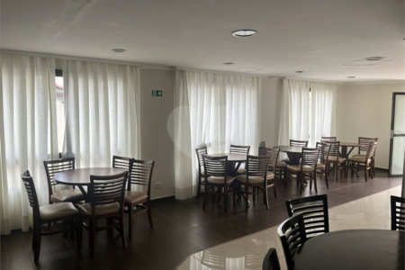 Apartamento à venda com 3 quartos, sendo 1 suíte, em Vila Monte Alegre, São Paulo, SP