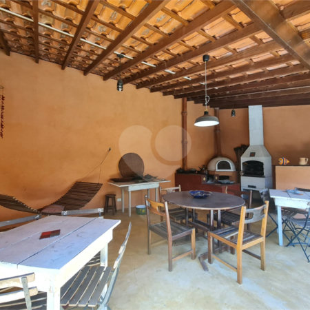Casa Térrea à venda com 4 quartos, sendo 2 suítes, em Interlagos, São Paulo, SP