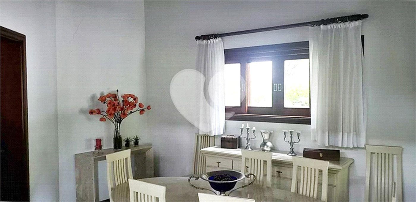 Casa à venda com 4 suítes no condomínio Alpes da Cantareira, Mairiporã - SP