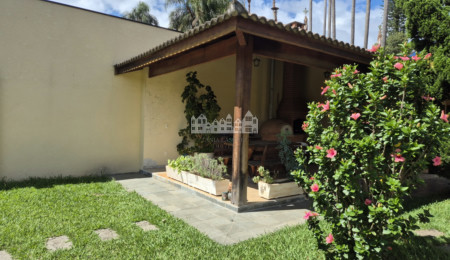 Casa à venda com 3 quartos, sendo 1 suíte,  em Vila Esperia Ou Giglio, Atibaia, SP
