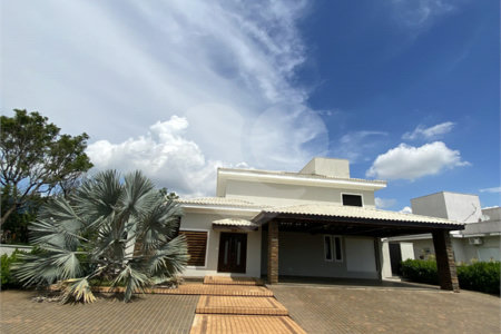 Casa à venda com 6 quartos, sendo 4 suítes,  no condomínio Palmeiras Imperiais, Salto - SP