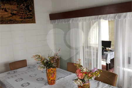 Casa à venda com 3 quartos, sendo 1 suíte, em Jardim Leonor, São Paulo, SP