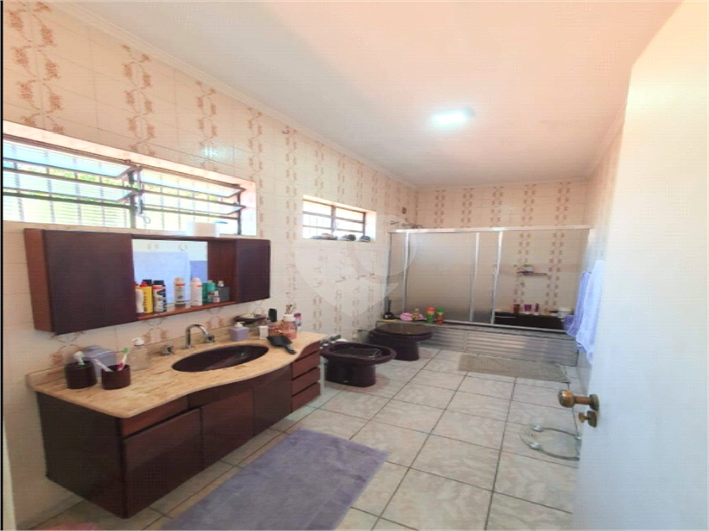 Casa à venda com 3 quartos, sendo 1 suíte,  em Jardim Santa Rosália, Sorocaba, SP