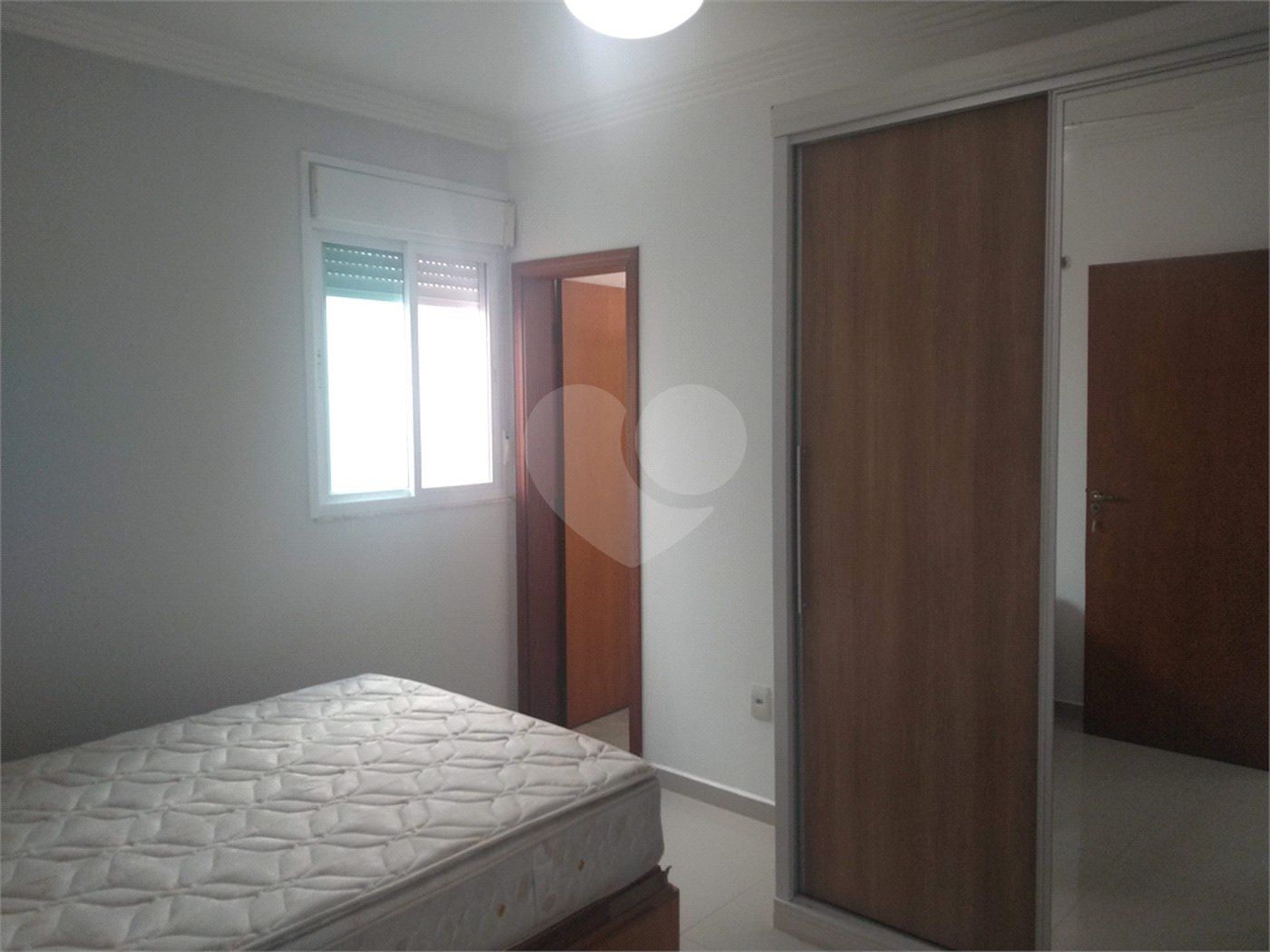 Casa à venda com 4 quartos, sendo 3 suítes, no condomínio Ibiti Royal Park, Sorocaba - SP