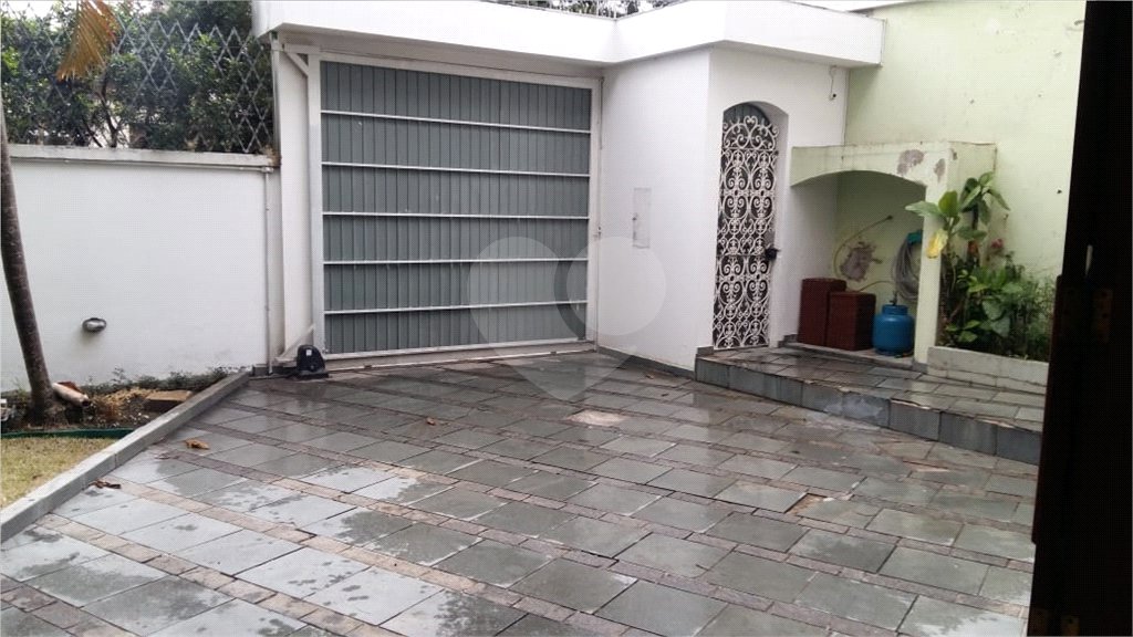 Sobrado à venda com 4 suítes em Tremembé, São Paulo, SP
