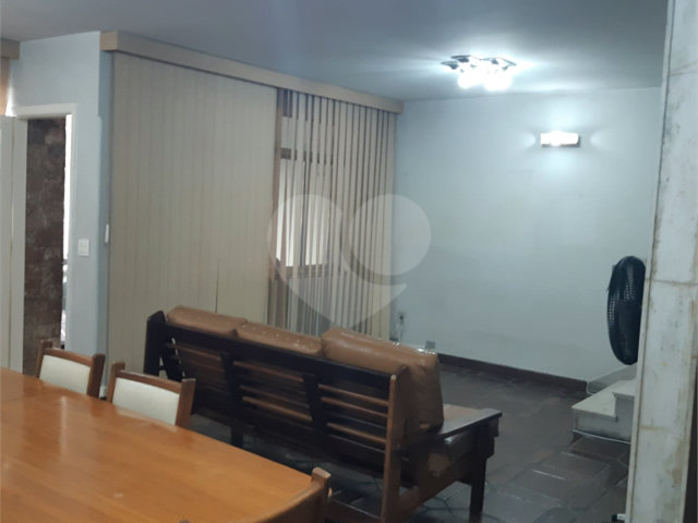 Sobrado à venda com 3 quartos, sendo 1 suíte,  em Santana, São Paulo, SP