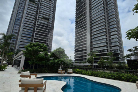 Apartamento à venda com 2 suítes em Jardim Morumbi, São Paulo, SP