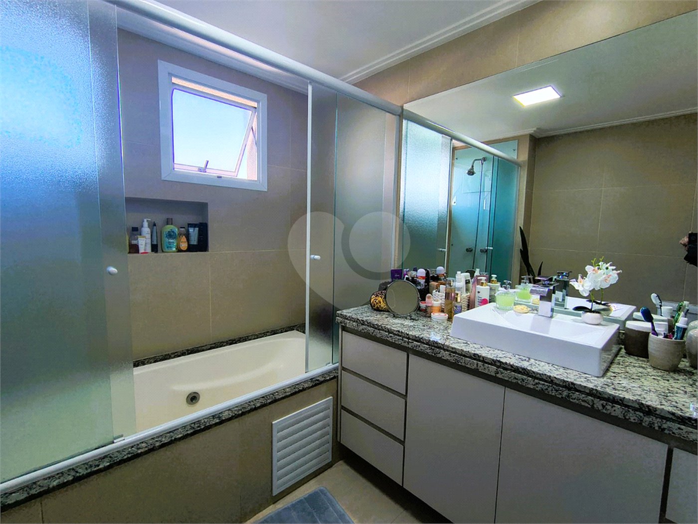 Apartamento à venda com 3 suítes em Lar São Paulo, São Paulo, SP