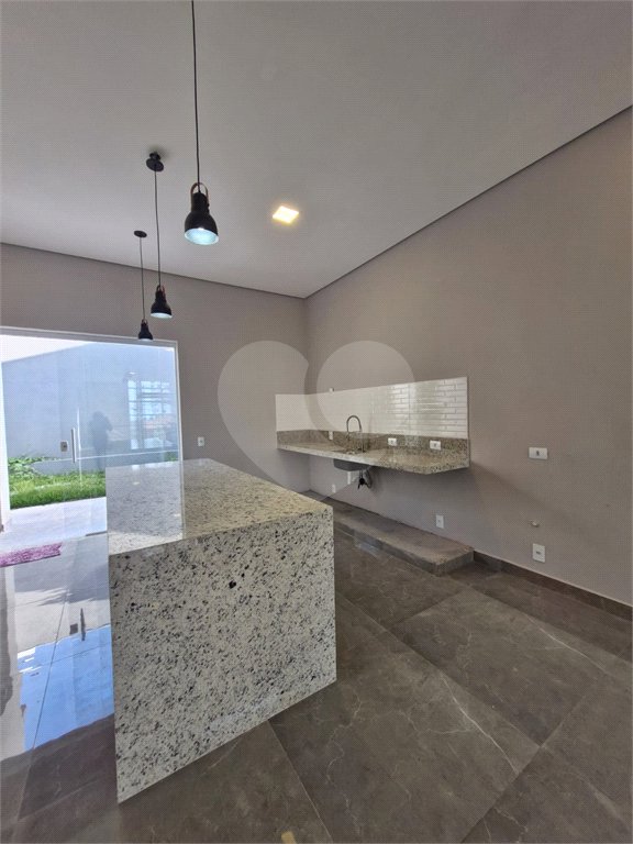 Casa à venda com 3 quartos, sendo 1 suíte, em Pinheirinho, Vinhedo, SP