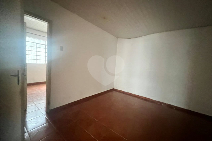 Casa à venda com 2 quartos em Vila Guarani, São Paulo, SP