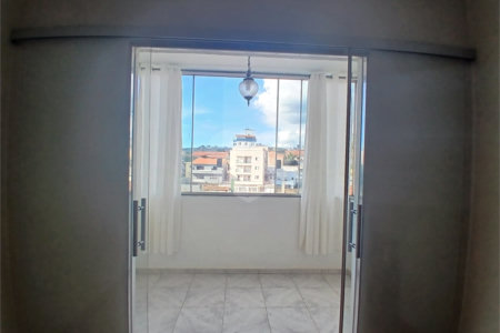 Apartamento à venda ou para alugar com 3 quartos, sendo 1 suíte,  em Jardim Flórida, São Roque, SP