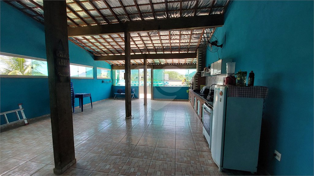 Casa à venda com 4 quartos, sendo 2 suítes, no condomínio Vivendas do Mendanha, Rio de Janeiro - RJ